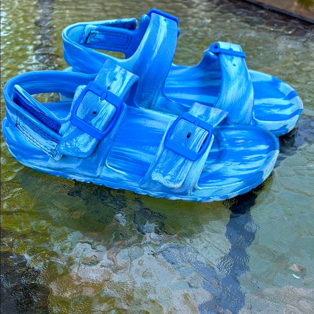 Kids Blue Sandals Size 2